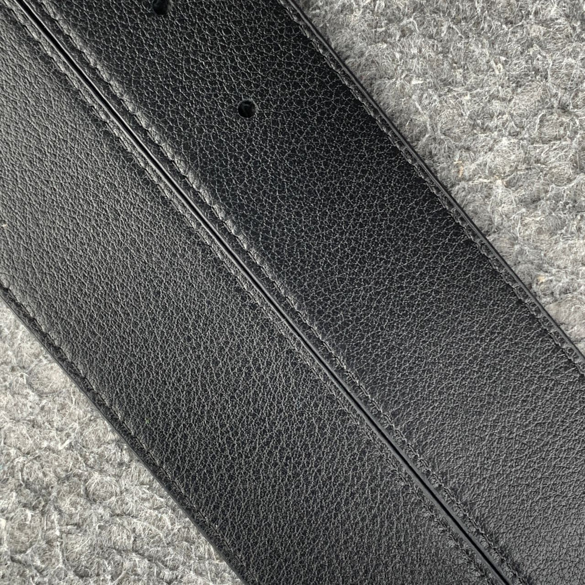 LV Shadow 40mm Reversible Belt ‘Black’ (Damaged Box)