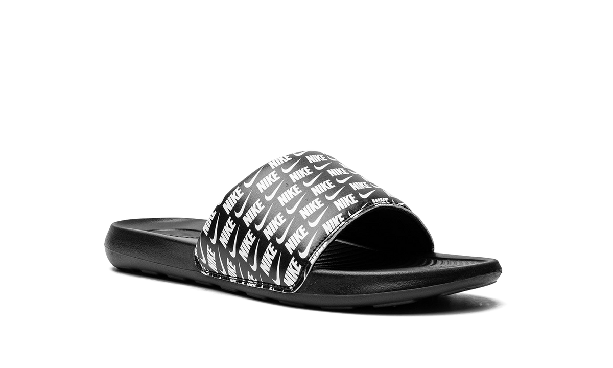 Victori One Slide Print "Repeat Logo - Black" CN9678 006