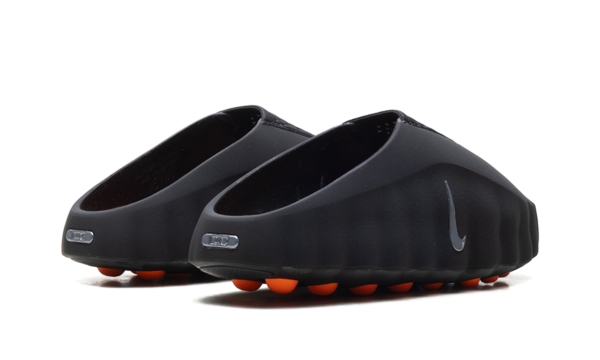 Mind 001 WMNS "Black Chrome" HQ4309 001