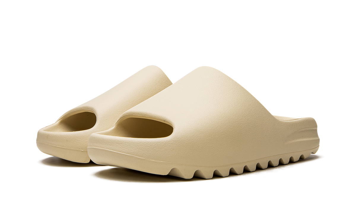 Yeezy Slide "Bone 2022" FZ5897